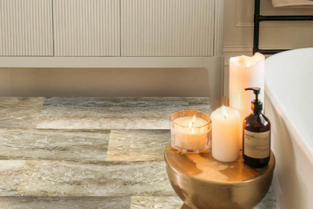 _0031_MOUNTAIN TOP TILE SERIES - Golden Granite - mgt 814 pb room scene 3