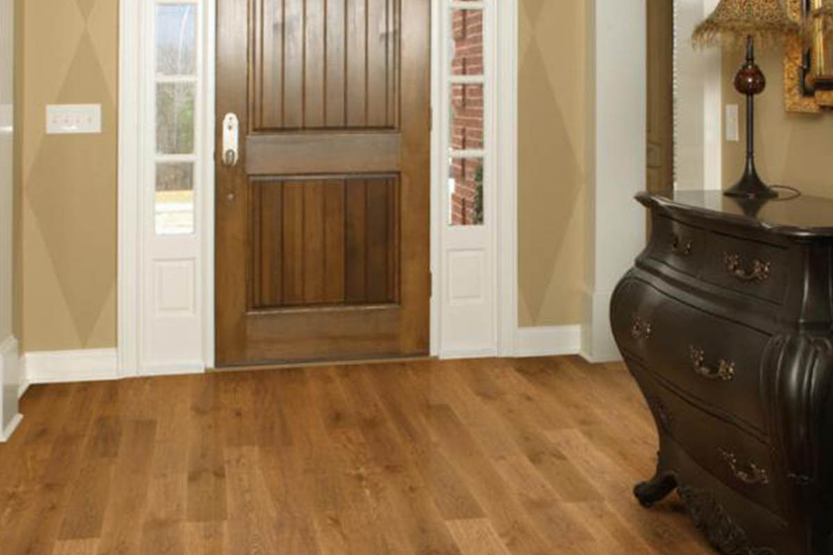 _0004_Oakleaf Handscraped - Golden Era - JWC 050 GS ROOM