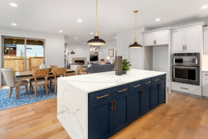 calacatta isla polished porcelain 2