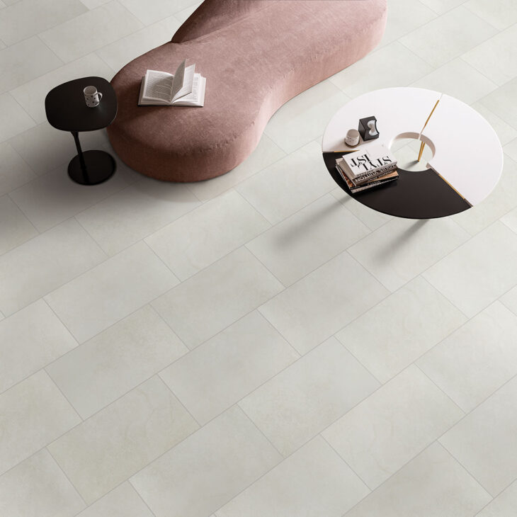 white legend porcelain b